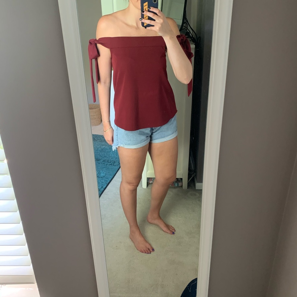 NEW! Francesca’s Off-Shoulder Tie Top